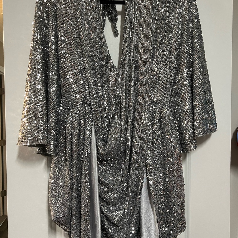 Elegant Silver Backless Dress